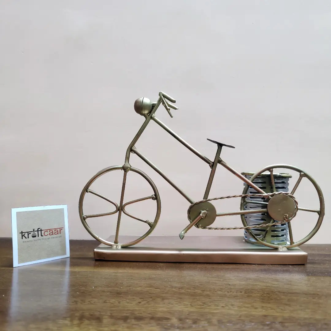 Cycle with Basket Metal Pen Stand